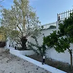 Luna * Durrës